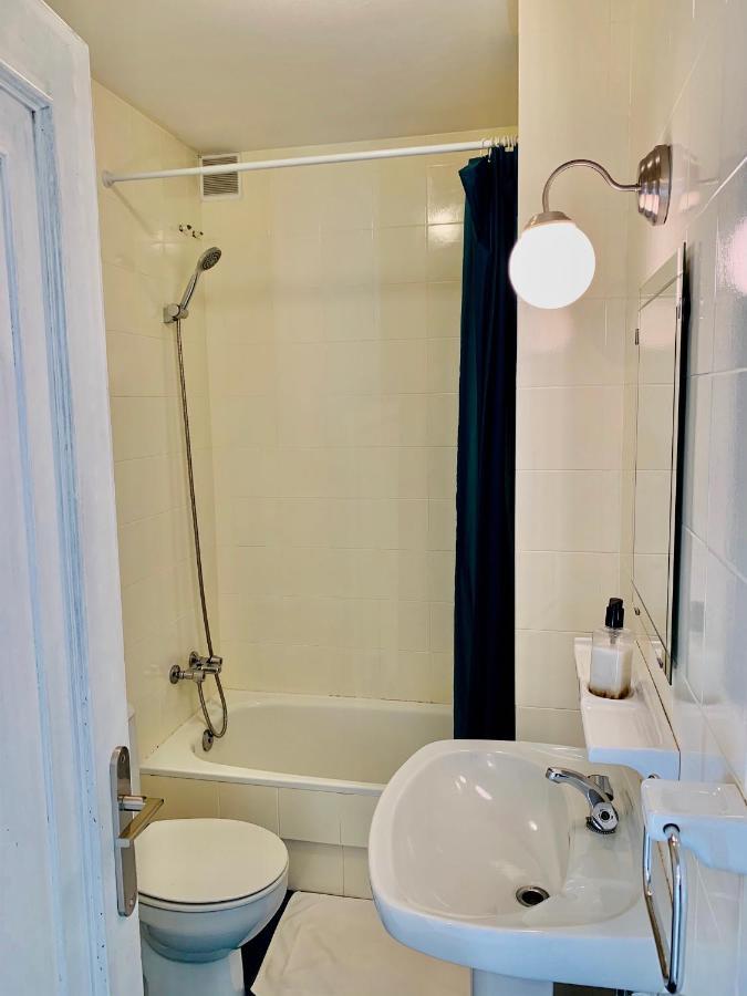 Estudio 3 En El Centro De Pontevedra Apartment Luaran gambar